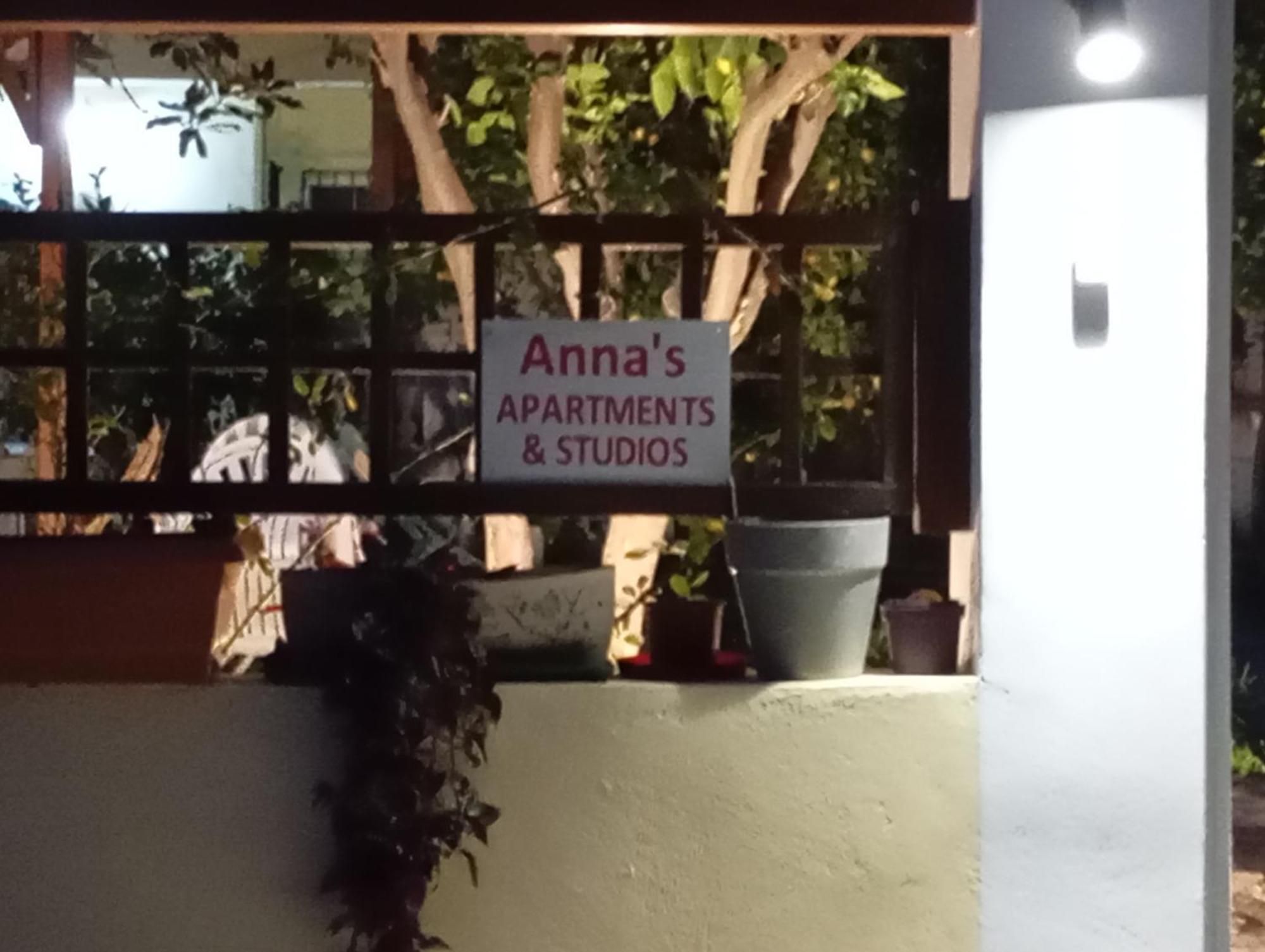 Anna'S Apartment And Studio Artemida  Bagian luar foto